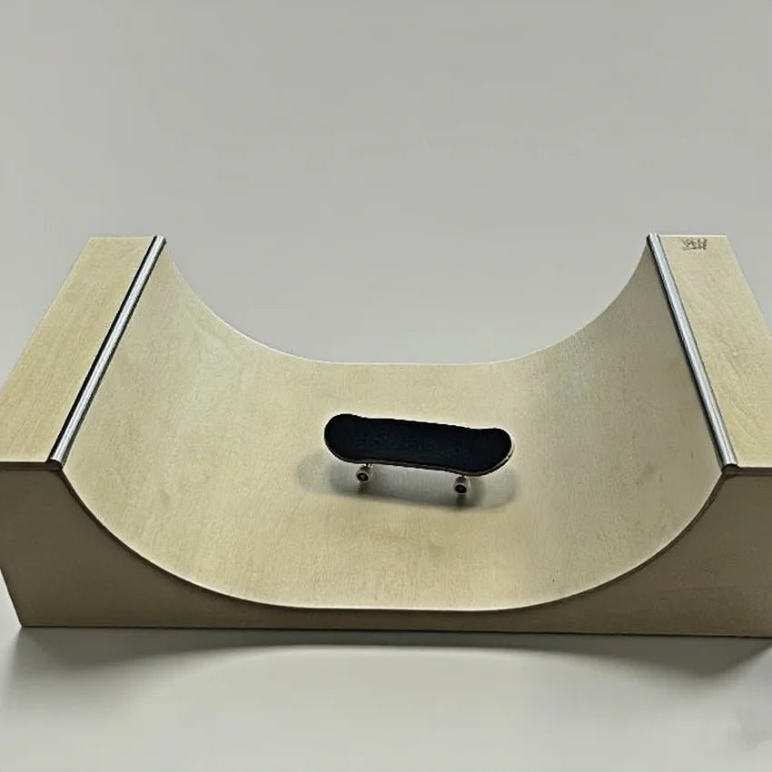 Wooden Half Pipe / U - Ramp Fingerboard - Concave Craft